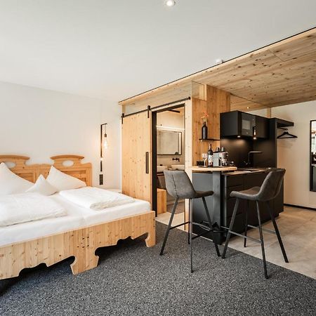 S'Hoamatl Dorfkrug Appartements เซเฟลด์ อิน ทิโรล ภายนอก รูปภาพ